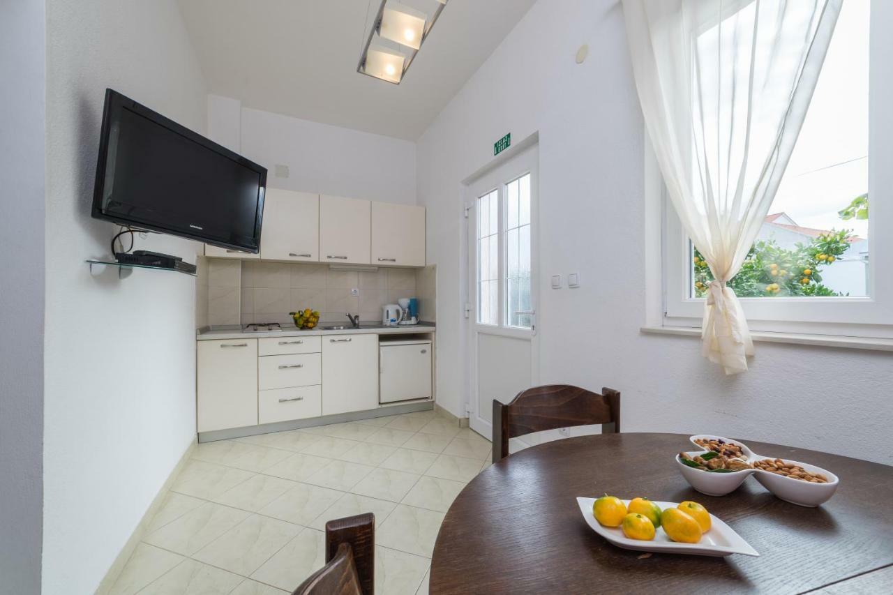 Apartments Jakovcev Betina  Luaran gambar