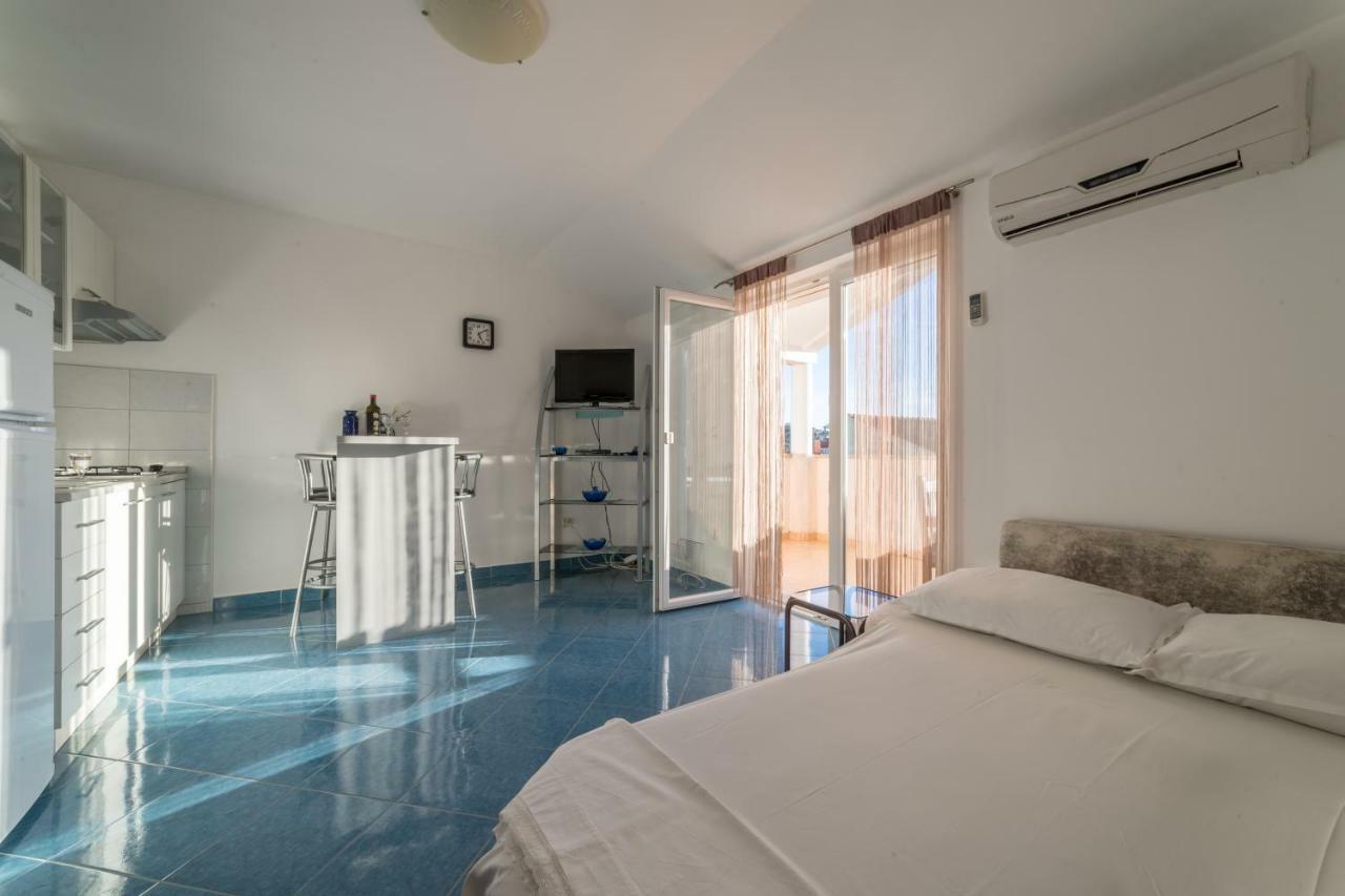 Apartments Jakovcev Betina  Luaran gambar