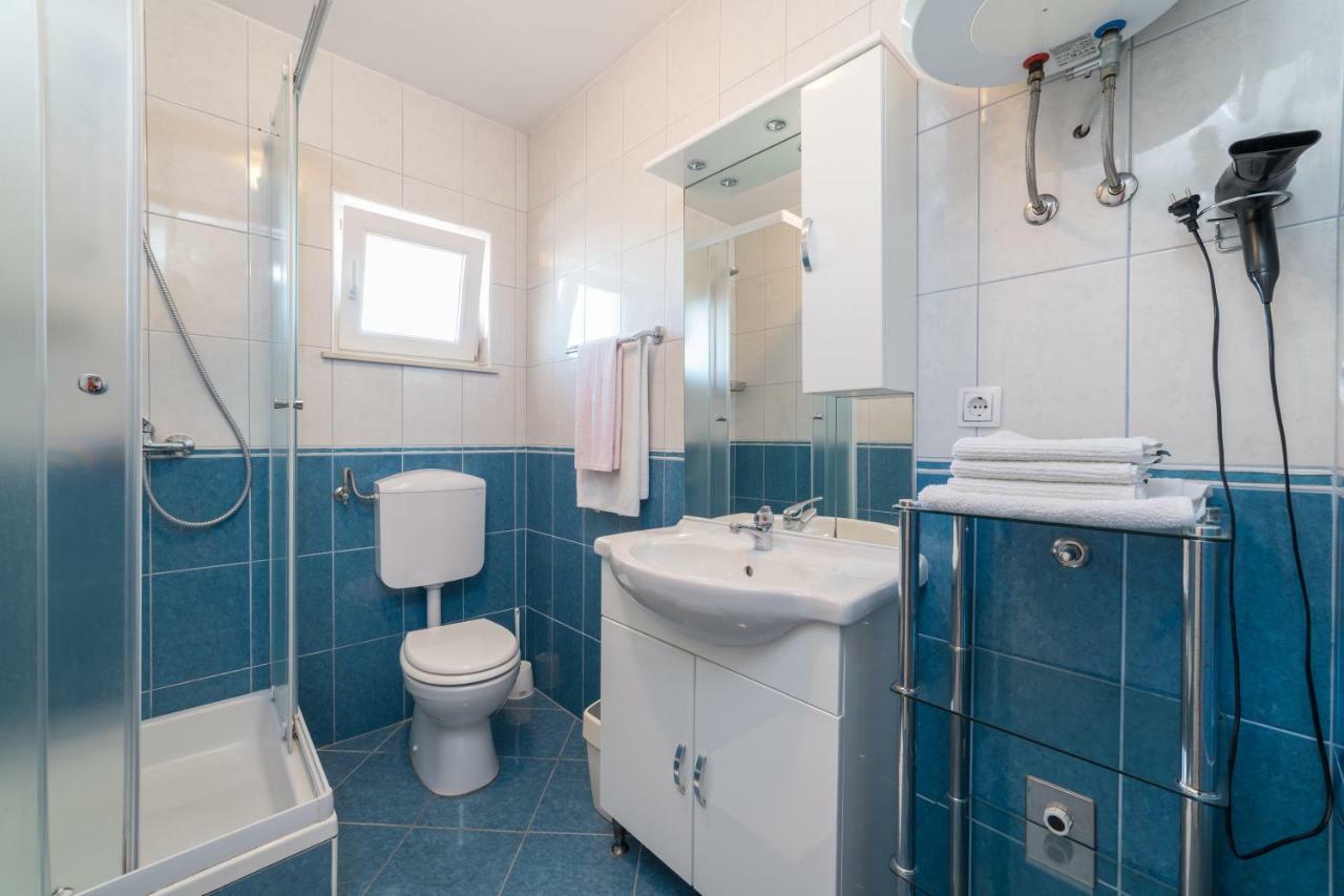 Apartments Jakovcev Betina  Luaran gambar